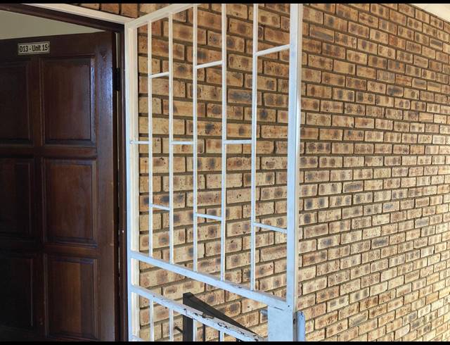 2 BEDROOM APARTMENT FOR SALE IN RUSTENBURG CENTRAL